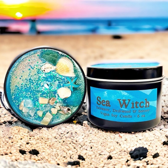 Sea Witch Soy Candle 🌊 Saltwater and Driftwood Scent - Picture 5 of 5